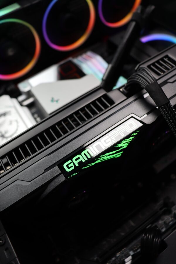 G-Special Edition Ryzen 7 7800X3D RTX 5070Ti 16GB