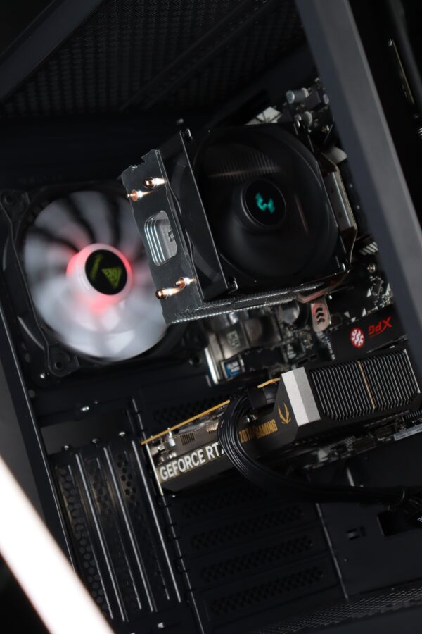 Ryzen 5 5500 RTX 5060 Build