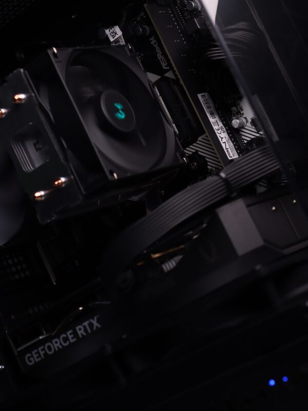 GR-5 Ryzen 5 5500 RTX 5050 Budget Gaming Setup