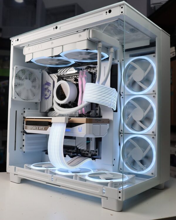 G-Special Edition Ryzen 9 9950X RTX 5070Ti White